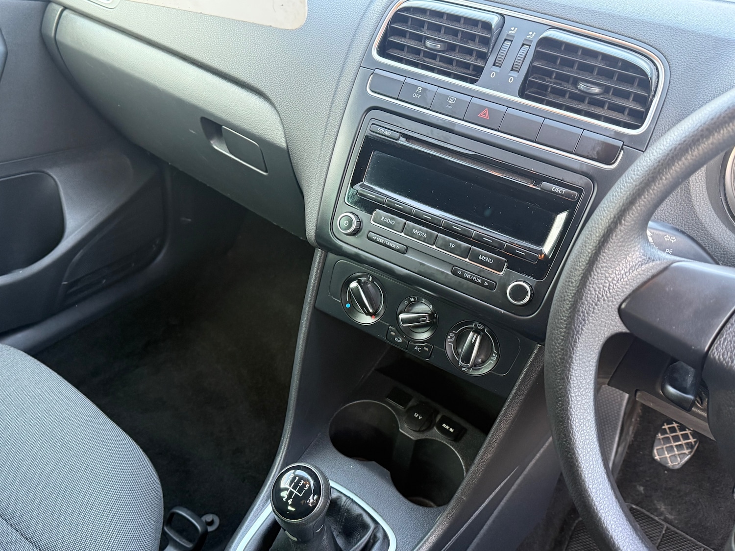 Used Volkswagen Polo 2013 for sale - 76958597: Photo 6