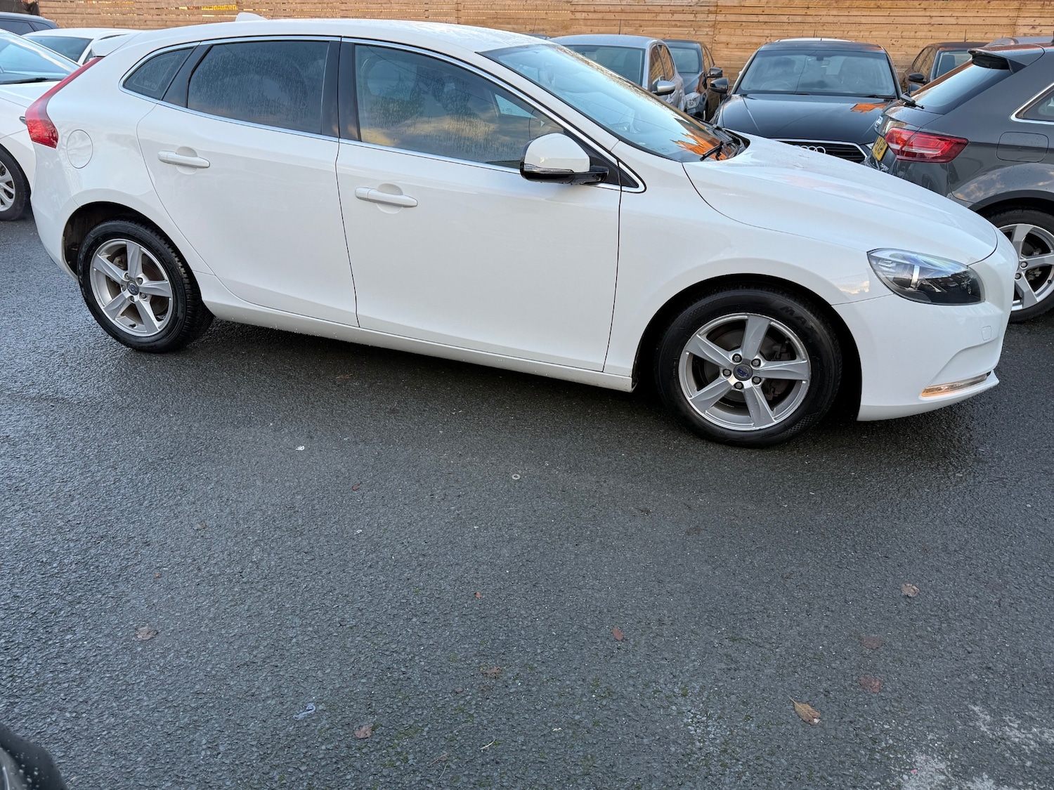 Used Volvo V40 2013 for sale - 76922118: Photo 13