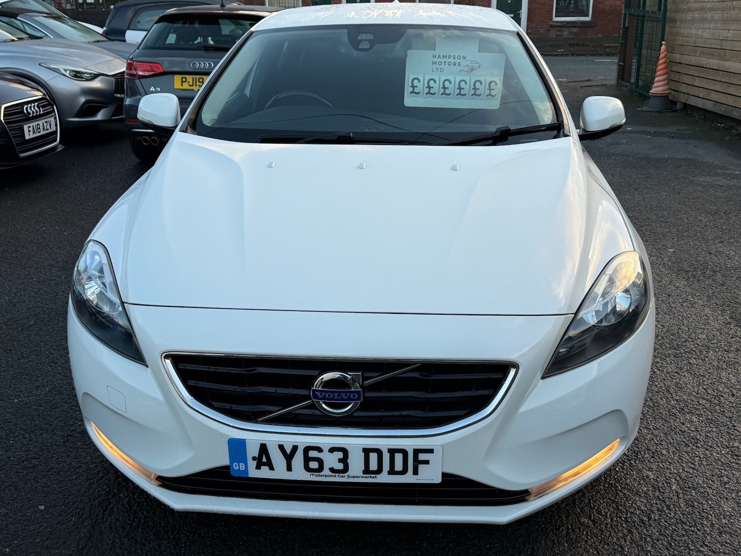 Used Volvo V40 2013 for sale - 76922118: Photo 15
