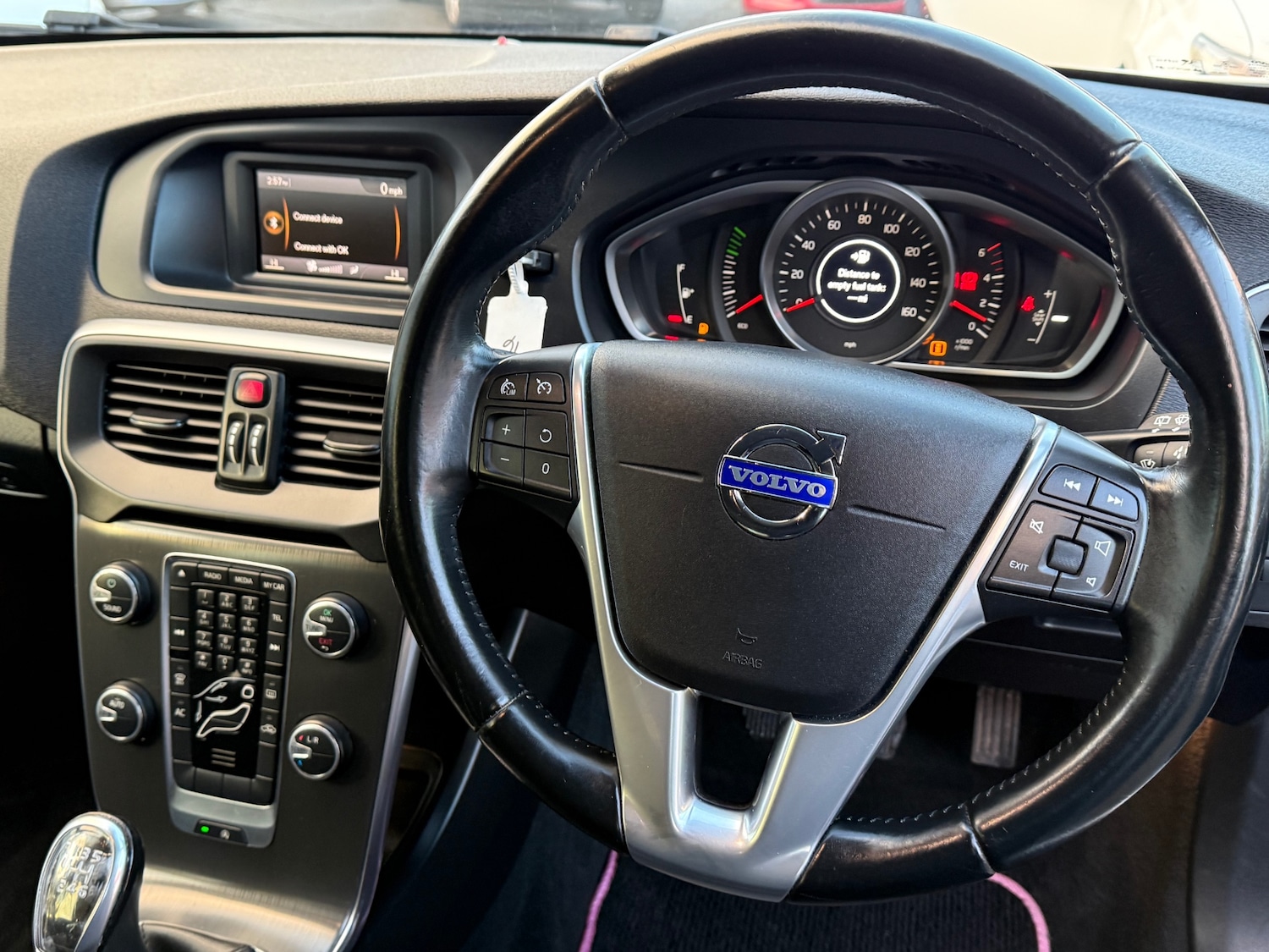 Used Volvo V40 2013 for sale - 76922118: Photo 18