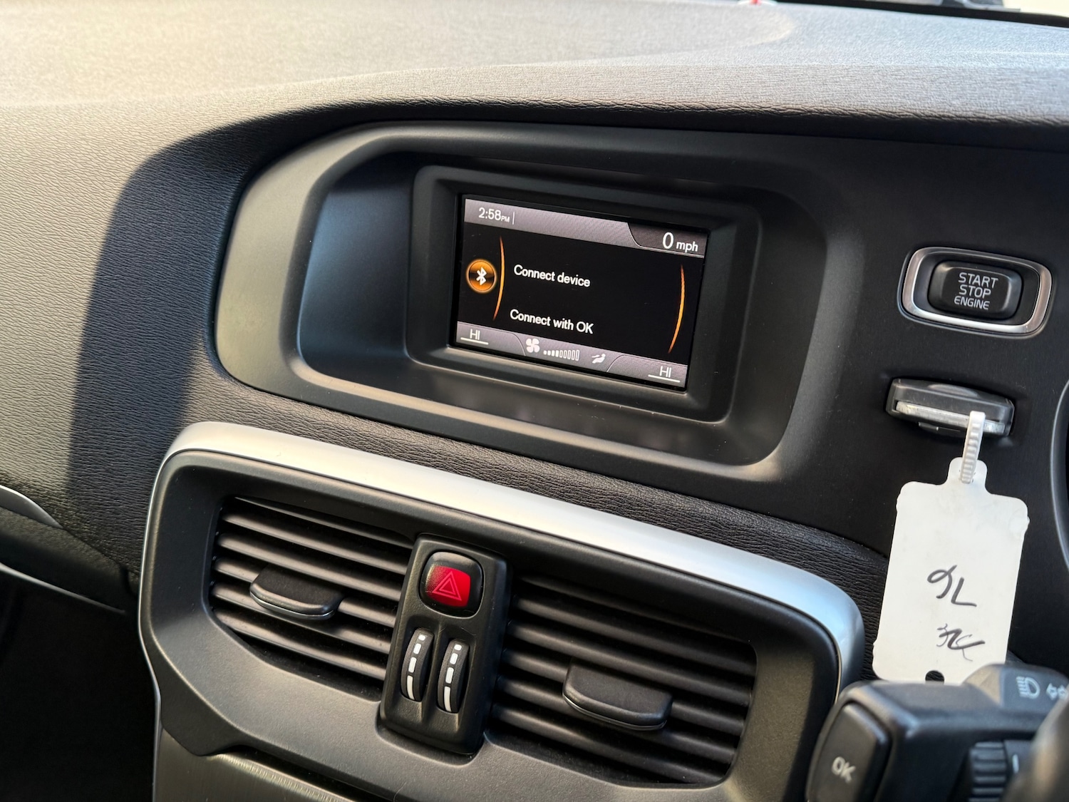 Used Volvo V40 2013 for sale - 76922118: Photo 23