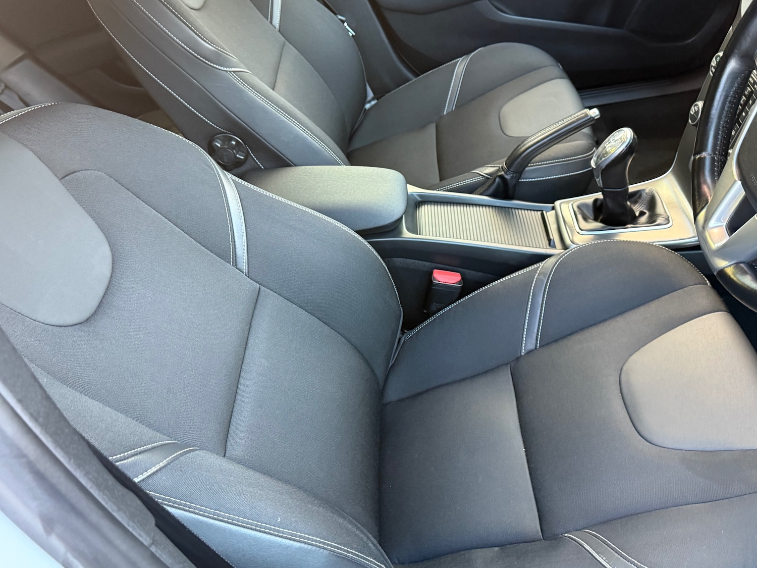 Used Volvo V40 2013 for sale - 76922118: Photo 30