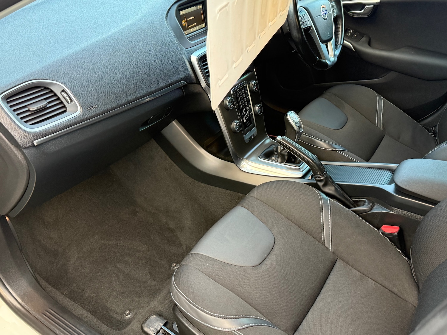 Used Volvo V40 2013 for sale - 76922118: Photo 31