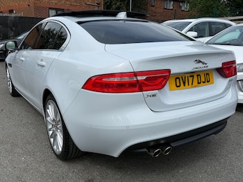 Used Jaguar XE 2017 for sale - 78739989: Photo