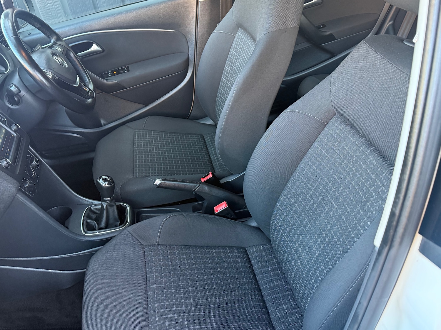 Used Volkswagen Polo 2014 for sale - 76589071: Photo 33