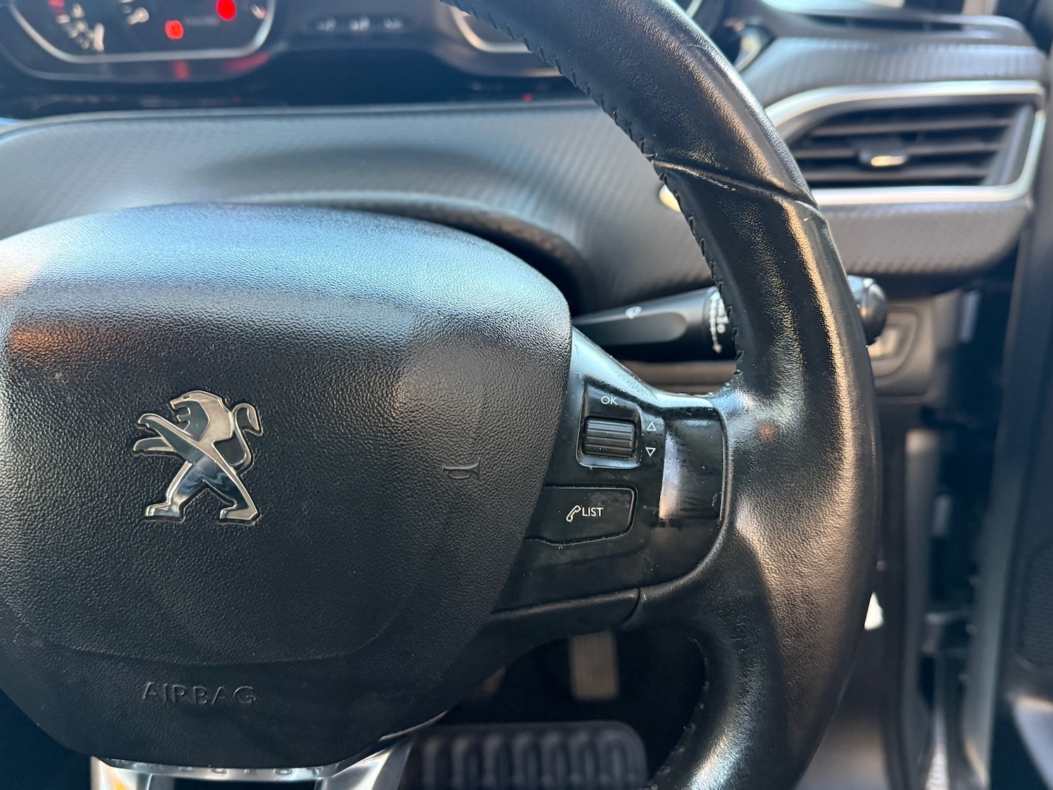 Used Peugeot 208 2016 for sale - 76693698: Photo 20