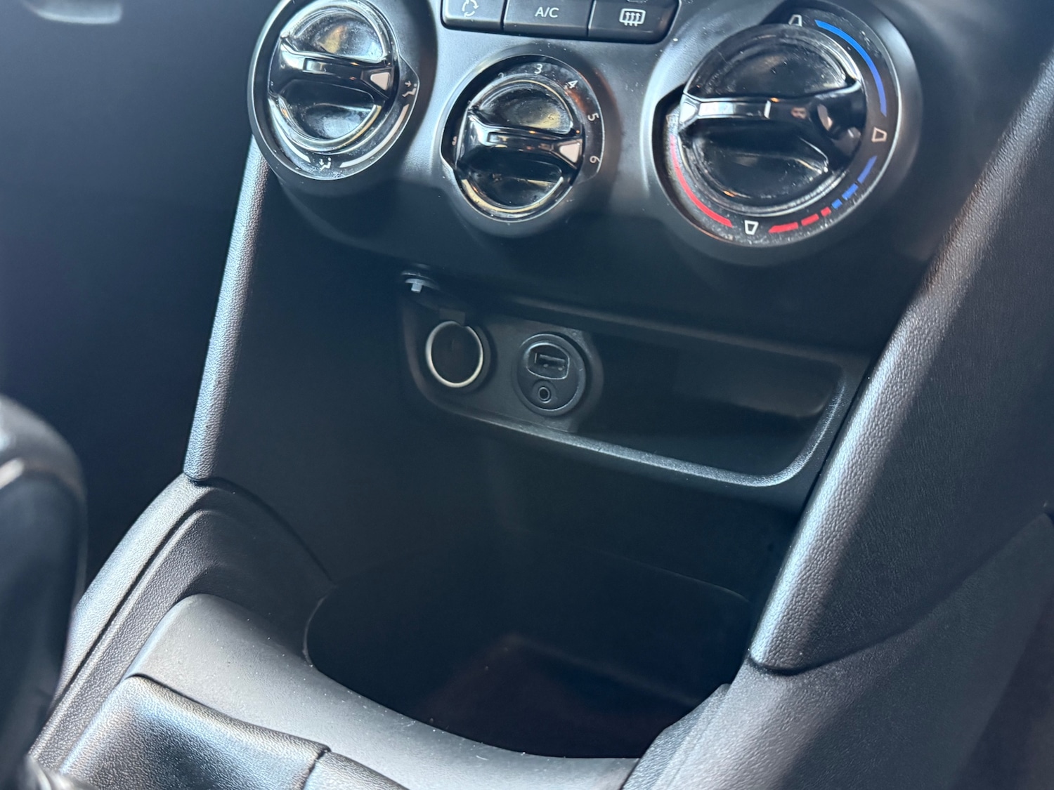 Used Peugeot 208 2016 for sale - 76693698: Photo 24