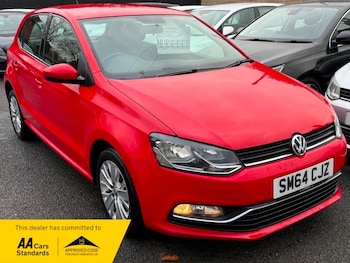 Used Volkswagen Polo 2014 for sale - 76510480: Photo
