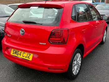 Used Volkswagen Polo 2014 for sale - 76510480: Photo