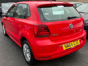Used Volkswagen Polo 2014 for sale - 76510480: Photo