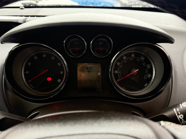 Used Vauxhall Meriva 2013 for sale - 76273118: Photo 21