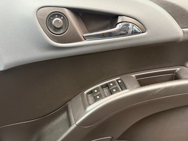 Used Vauxhall Meriva 2013 for sale - 76273118: Photo 27