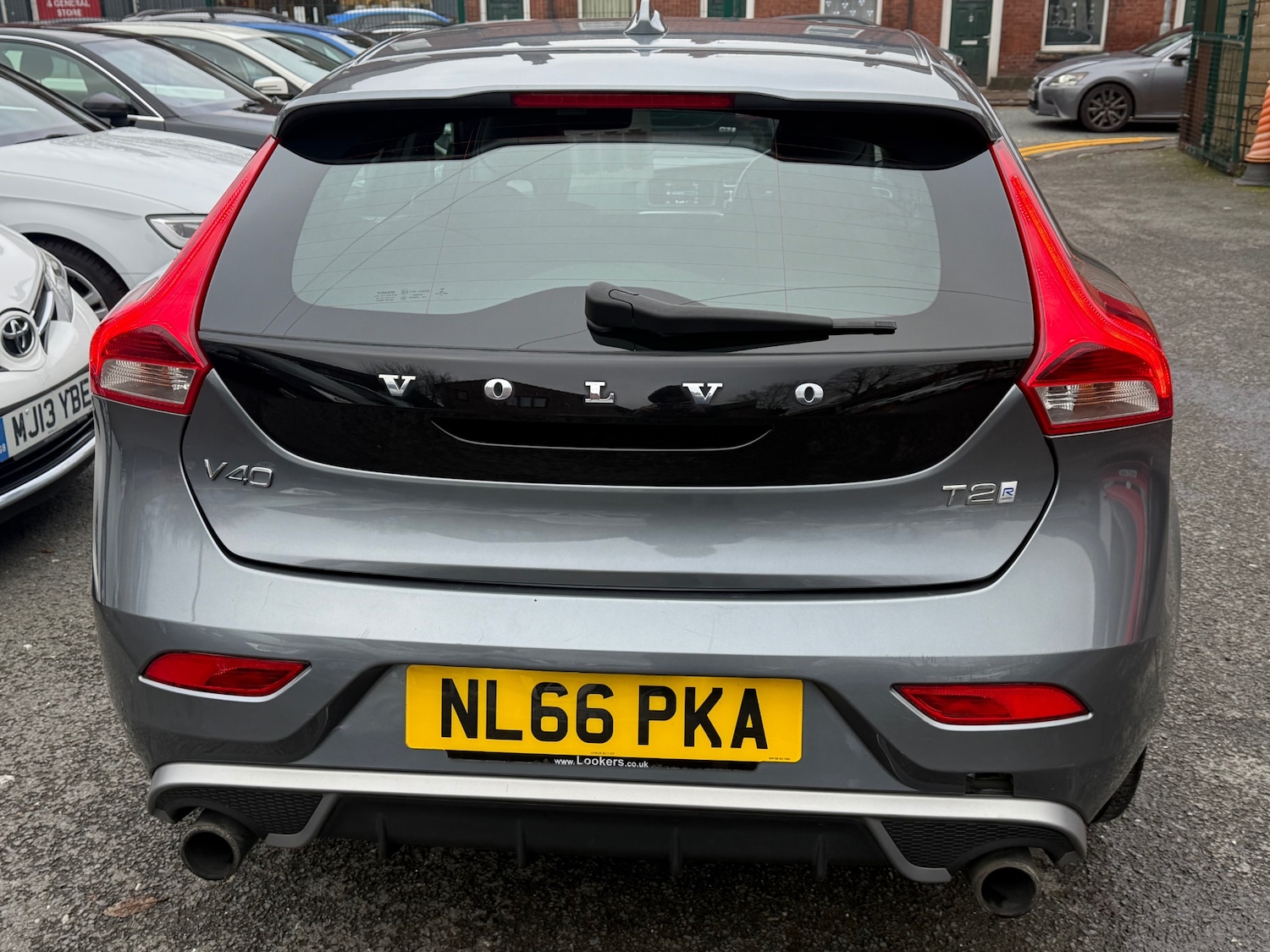 Used Volvo V40 2016 for sale - 77039175: Photo 14