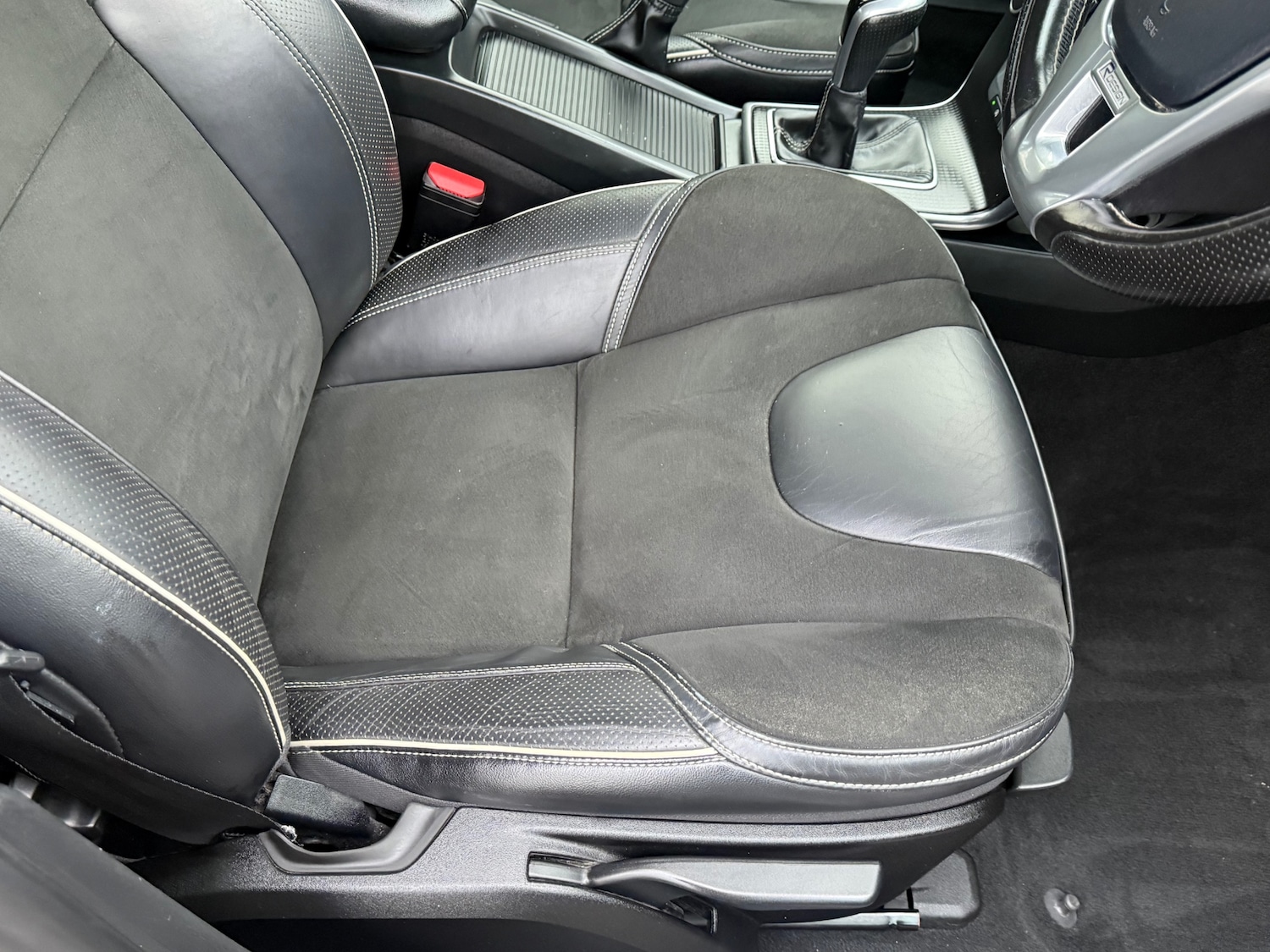 Used Volvo V40 2016 for sale - 77039175: Photo 26