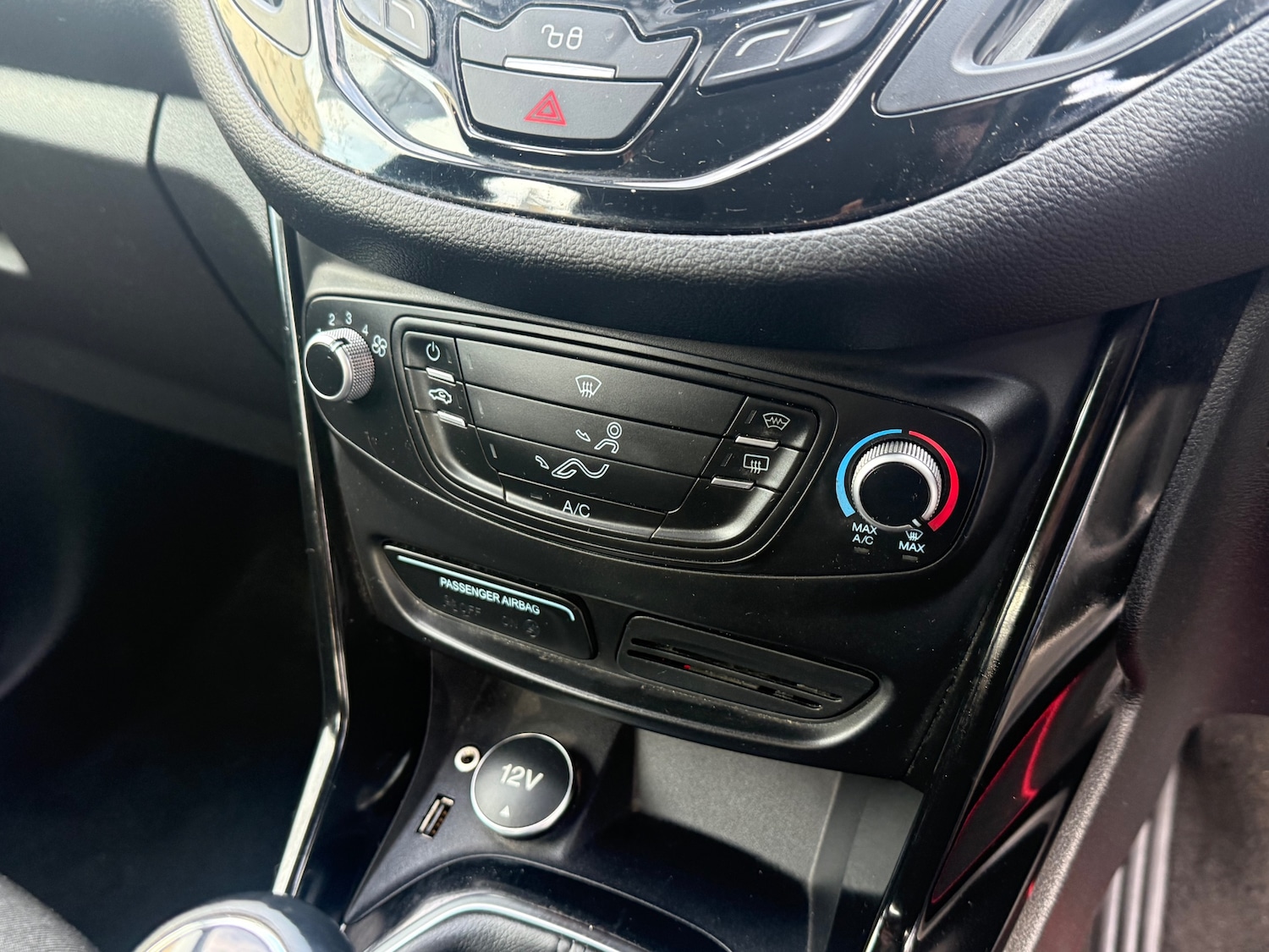 Used Ford B-MAX 2015 for sale - 77312905: Photo 21