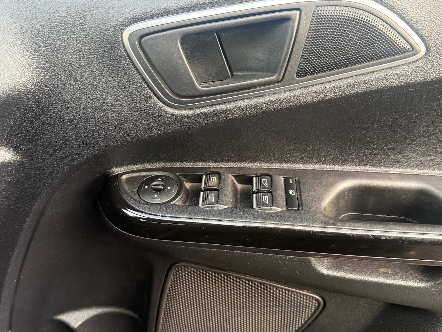 Used Ford B-MAX 2015 for sale - 77312905: Photo 23