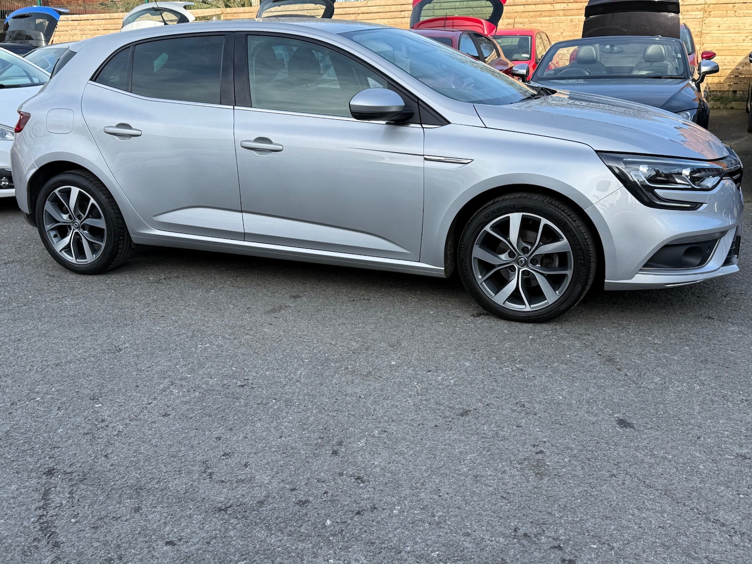 Used Renault Megane 2017 for sale - 77934749: Photo 15