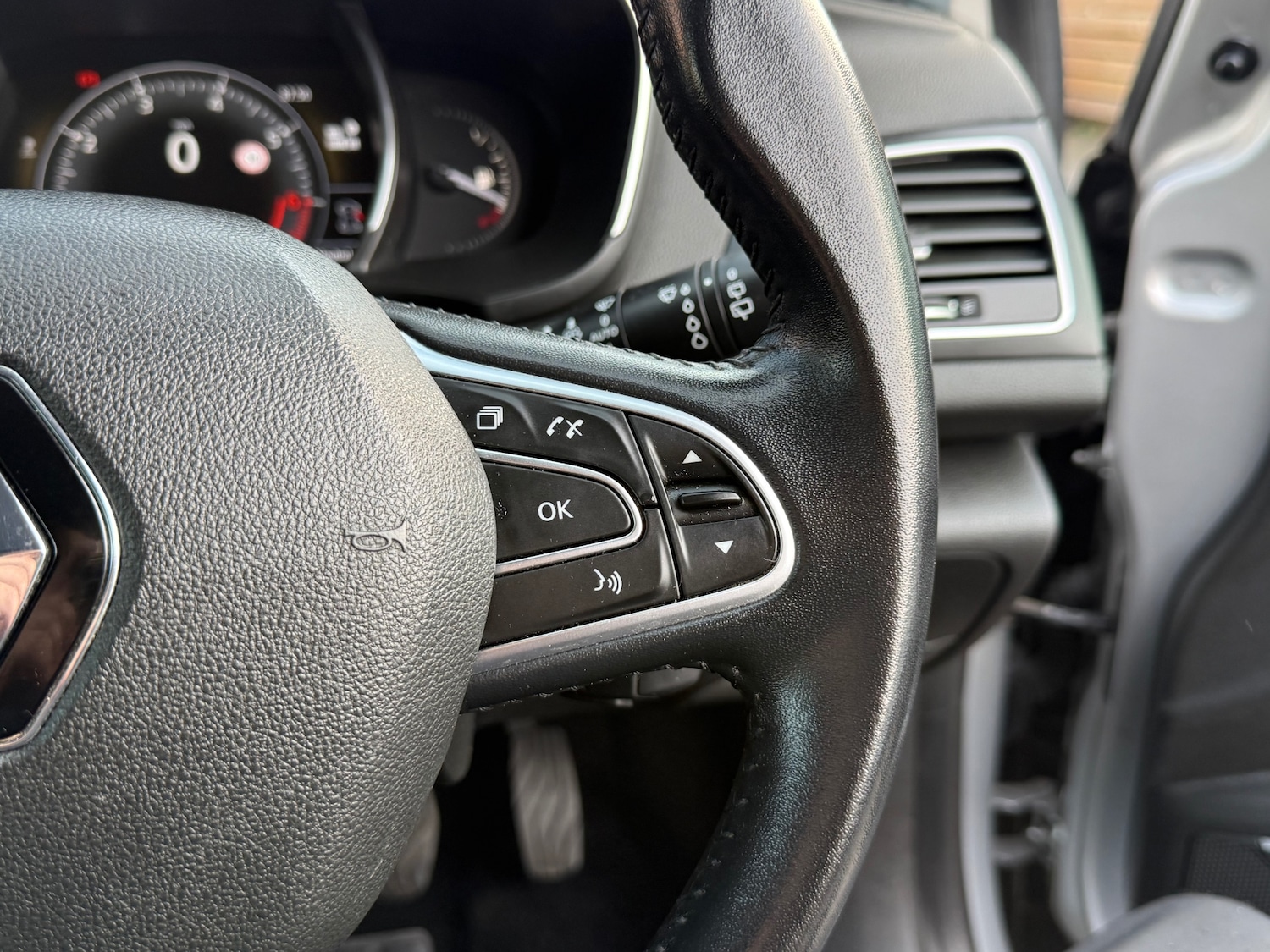 Used Renault Megane 2017 for sale - 77934749: Photo 19