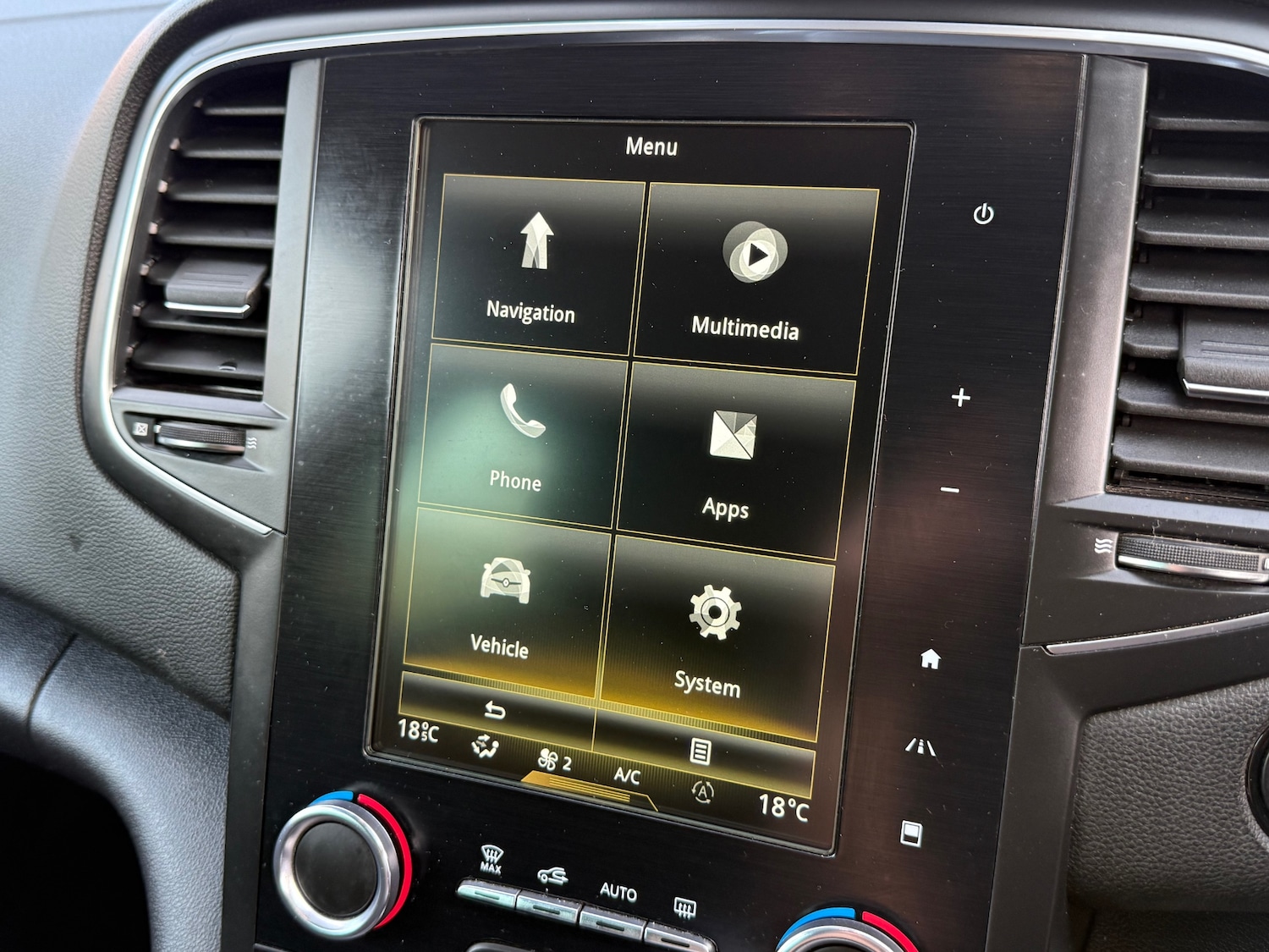 Used Renault Megane 2017 for sale - 77934749: Photo 24