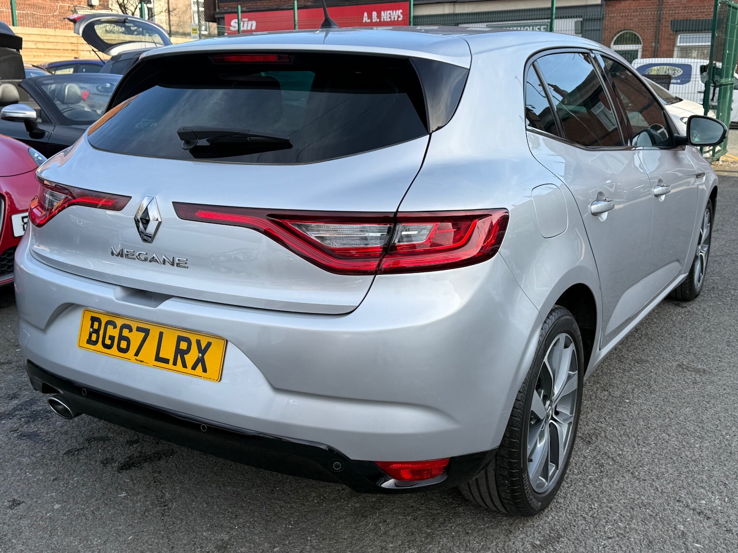 Used Renault Megane 2017 for sale - 77934749: Photo 3