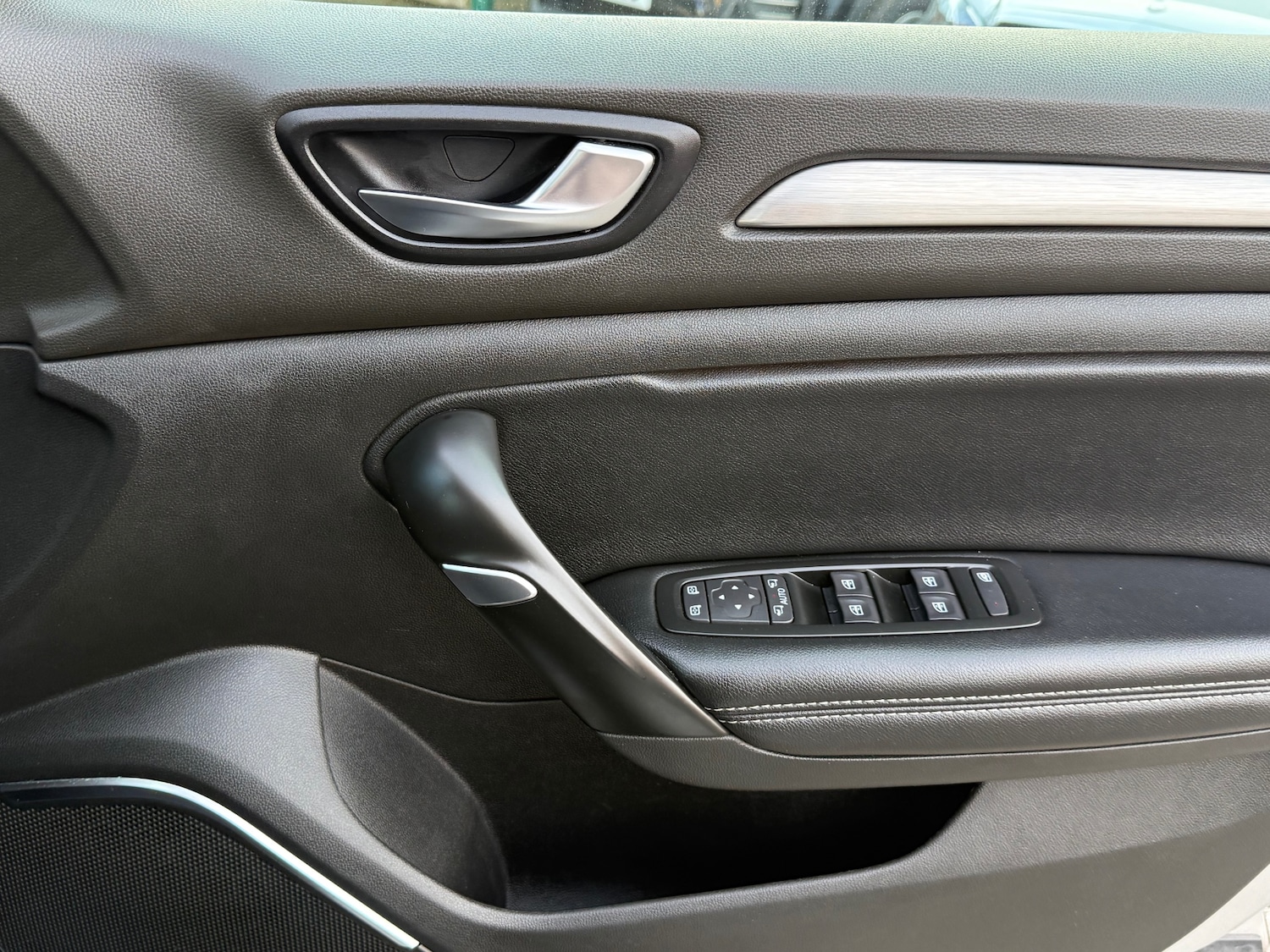 Used Renault Megane 2017 for sale - 77934749: Photo 30