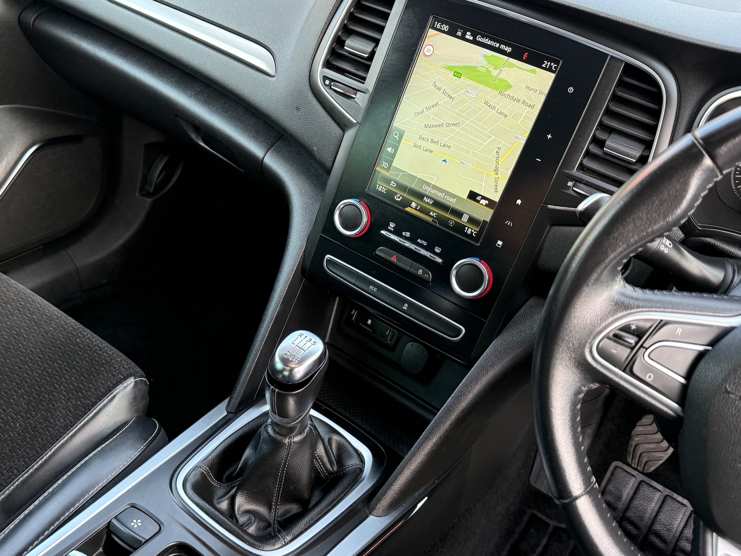 Used Renault Megane 2017 for sale - 77934749: Photo 6