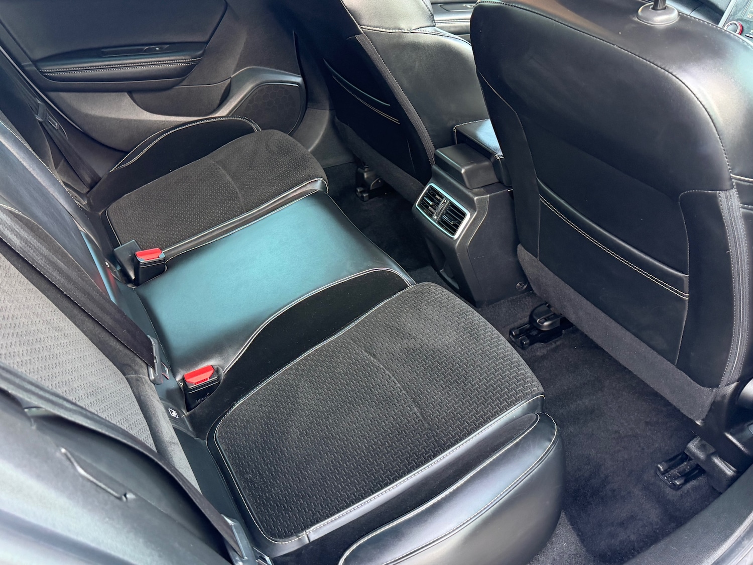 Used Renault Megane 2017 for sale - 77934749: Photo 8