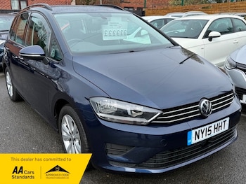 Used Volkswagen Golf SV 2015 for sale - 78211900: Photo