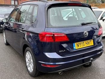 Used Volkswagen Golf SV 2015 for sale - 78211900: Photo