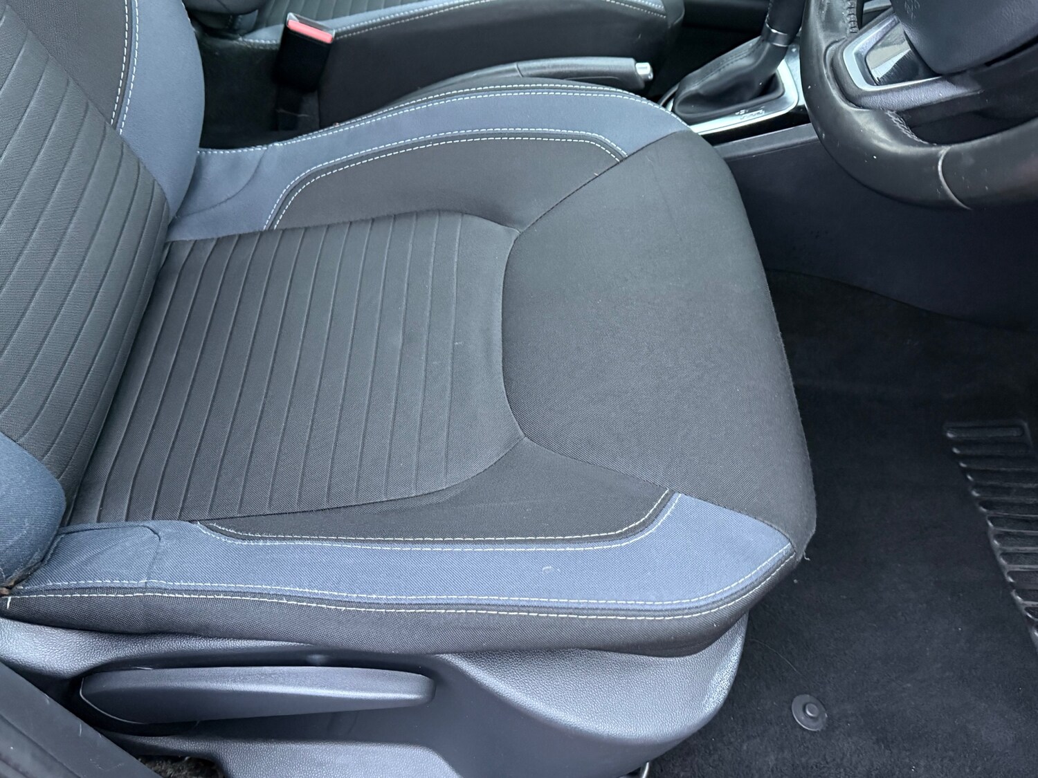 Used Renault Clio 2015 for sale - 77423162: Photo 28