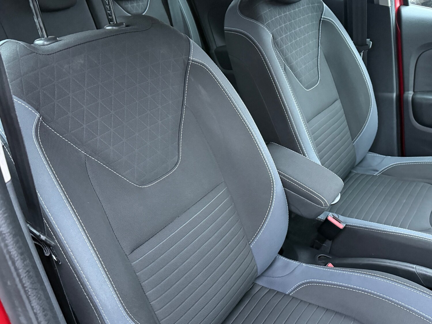 Used Renault Clio 2015 for sale - 77423162: Photo 30