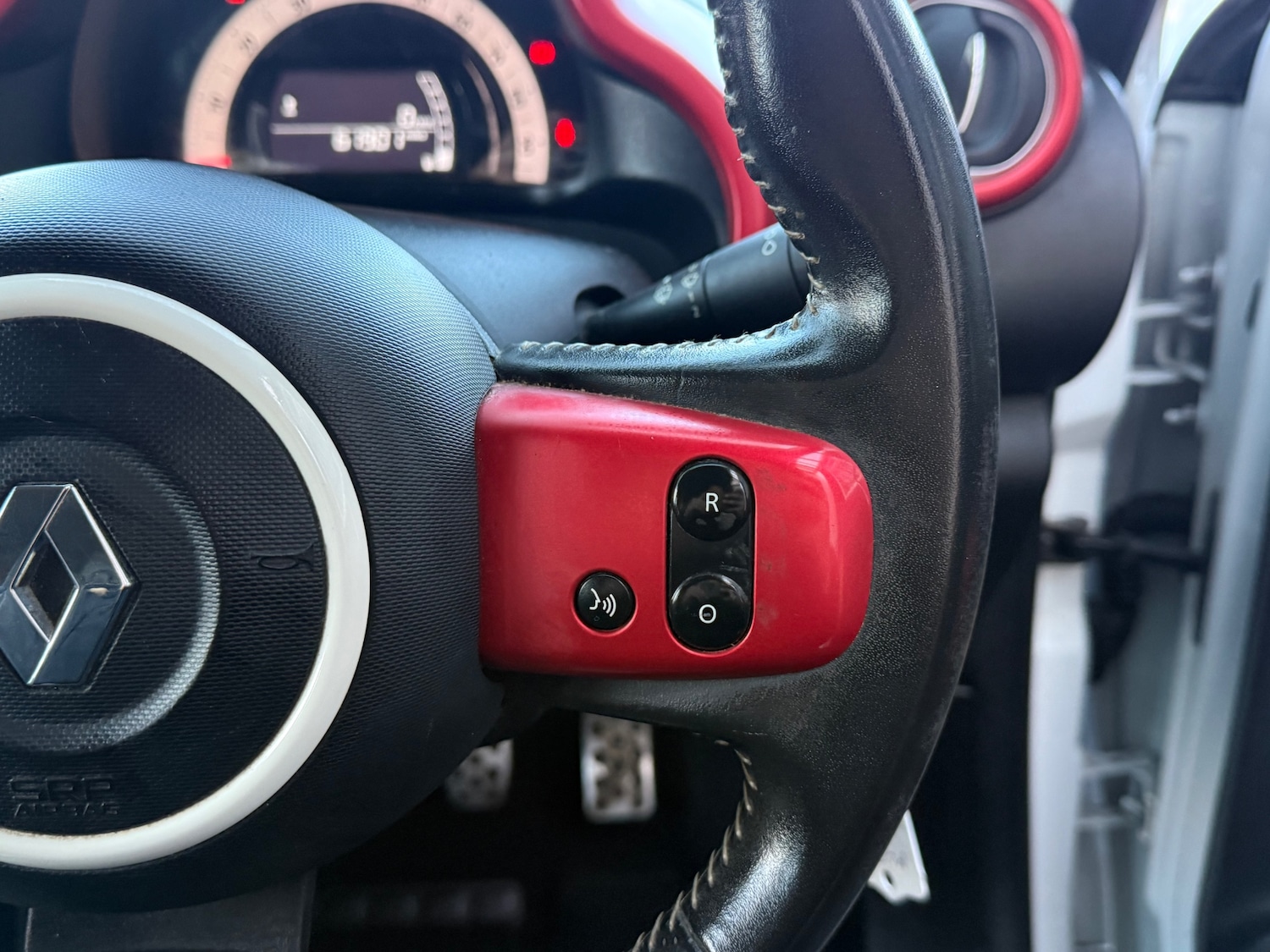 Used Renault Twingo 2015 for sale - 76699134: Photo 19