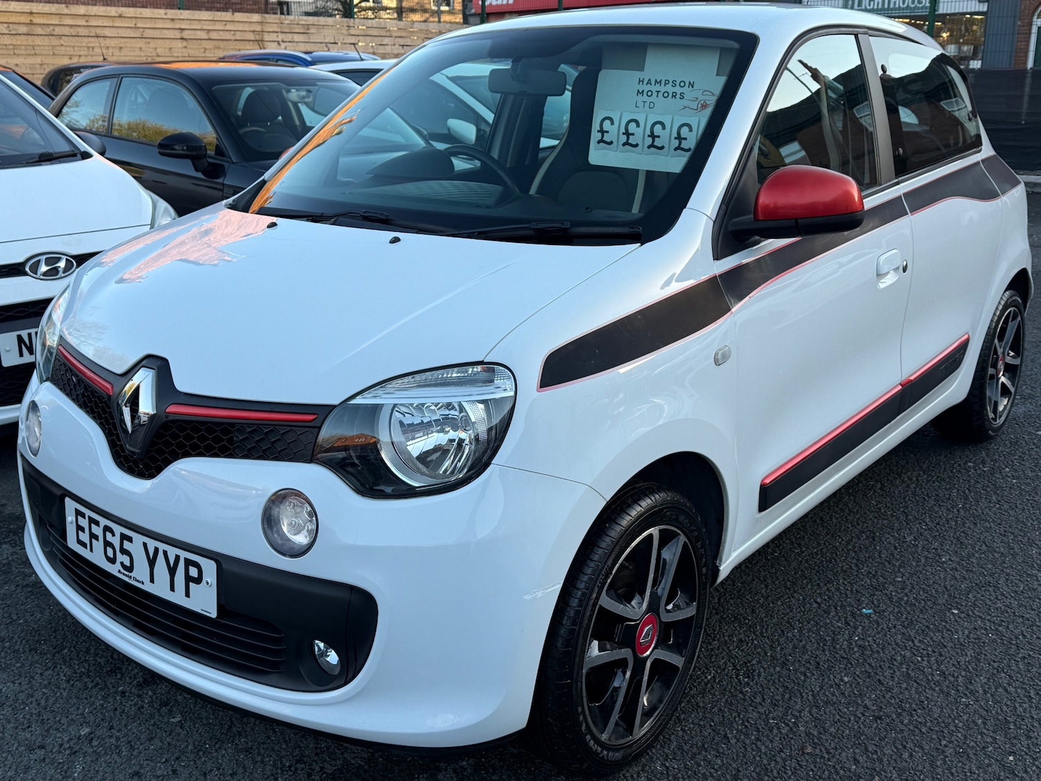 Used Renault Twingo 2015 for sale - 76699134: Photo 2