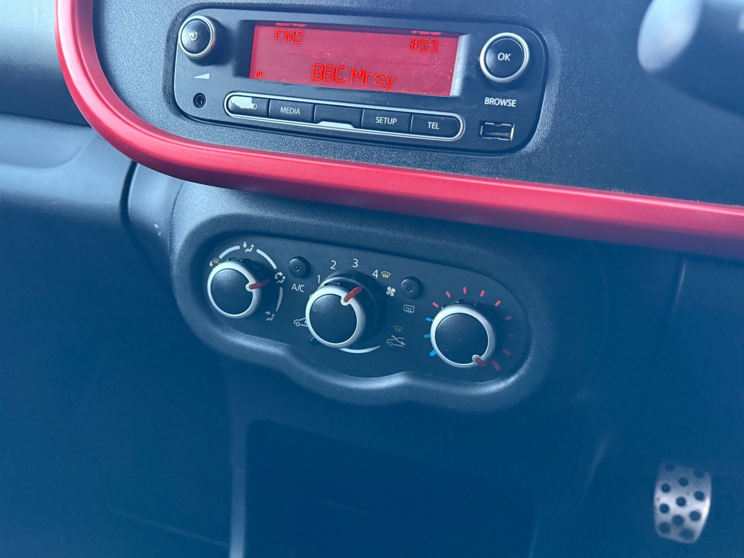 Used Renault Twingo 2015 for sale - 76699134: Photo 24