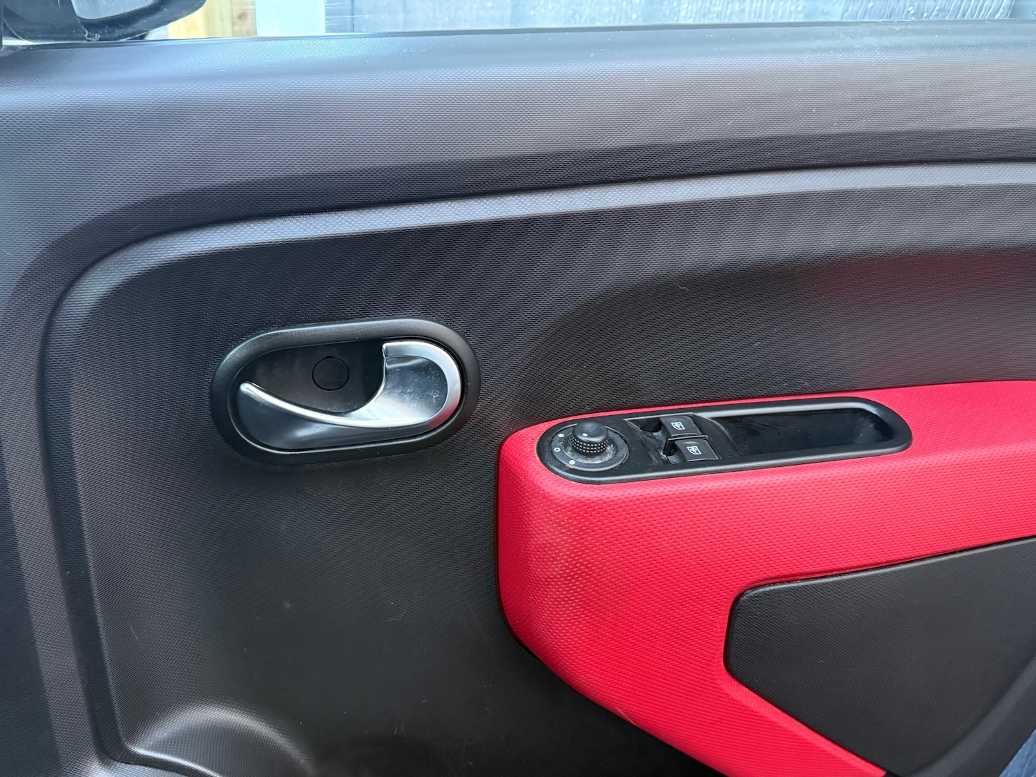 Used Renault Twingo 2015 for sale - 76699134: Photo 26