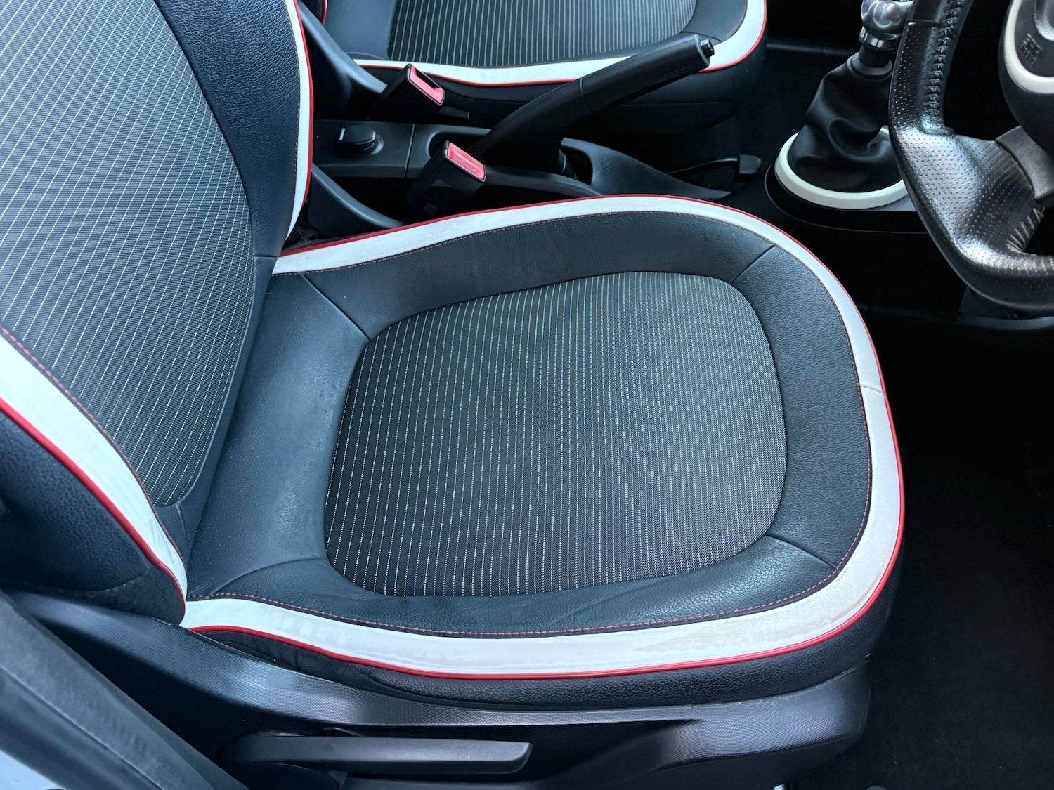 Used Renault Twingo 2015 for sale - 76699134: Photo 27