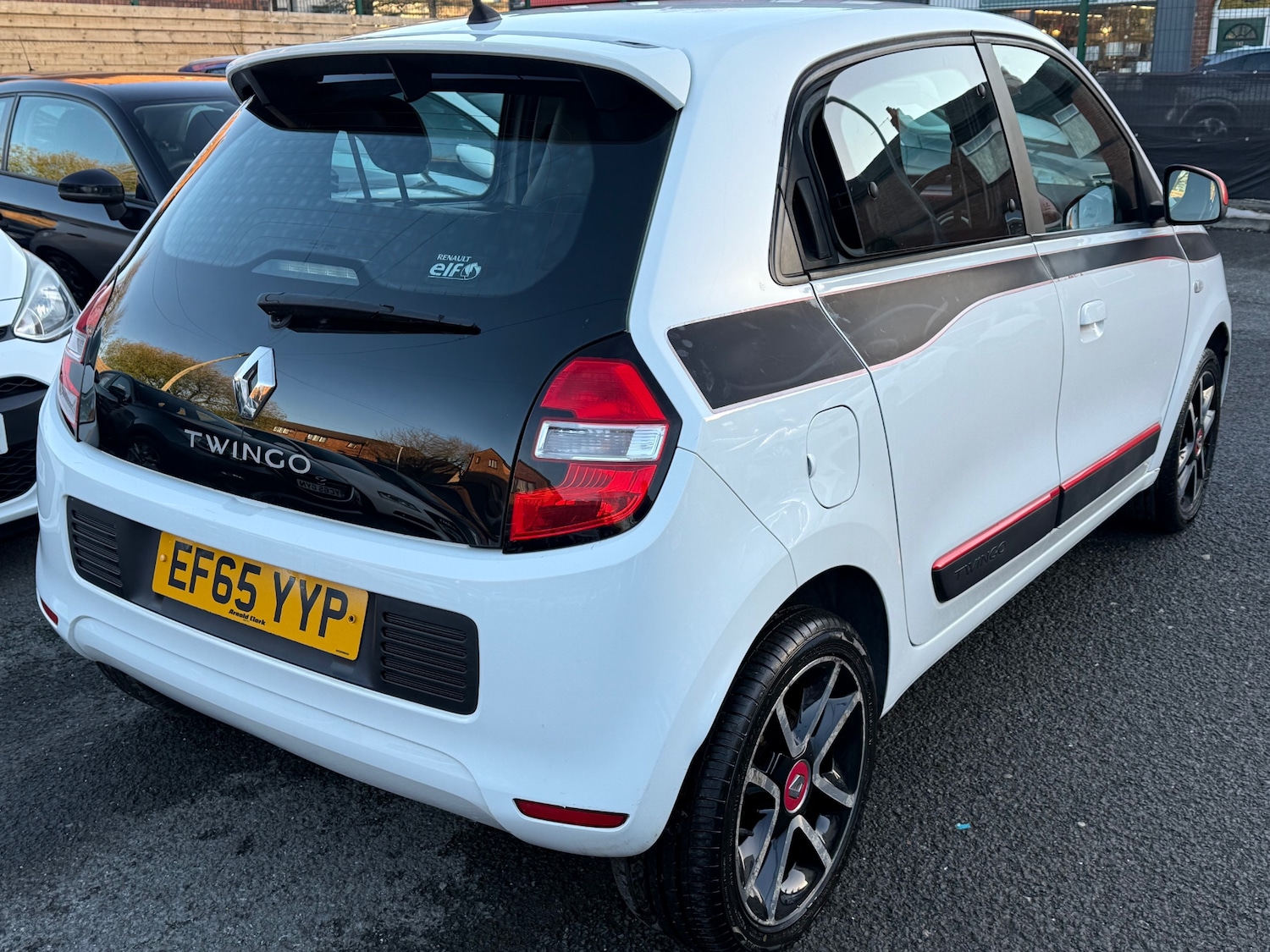 Used Renault Twingo 2015 for sale - 76699134: Photo 3