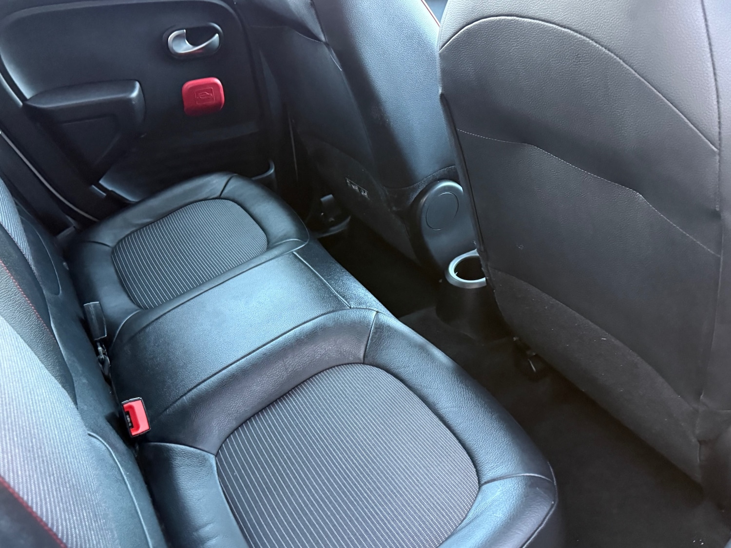 Used Renault Twingo 2015 for sale - 76699134: Photo 32