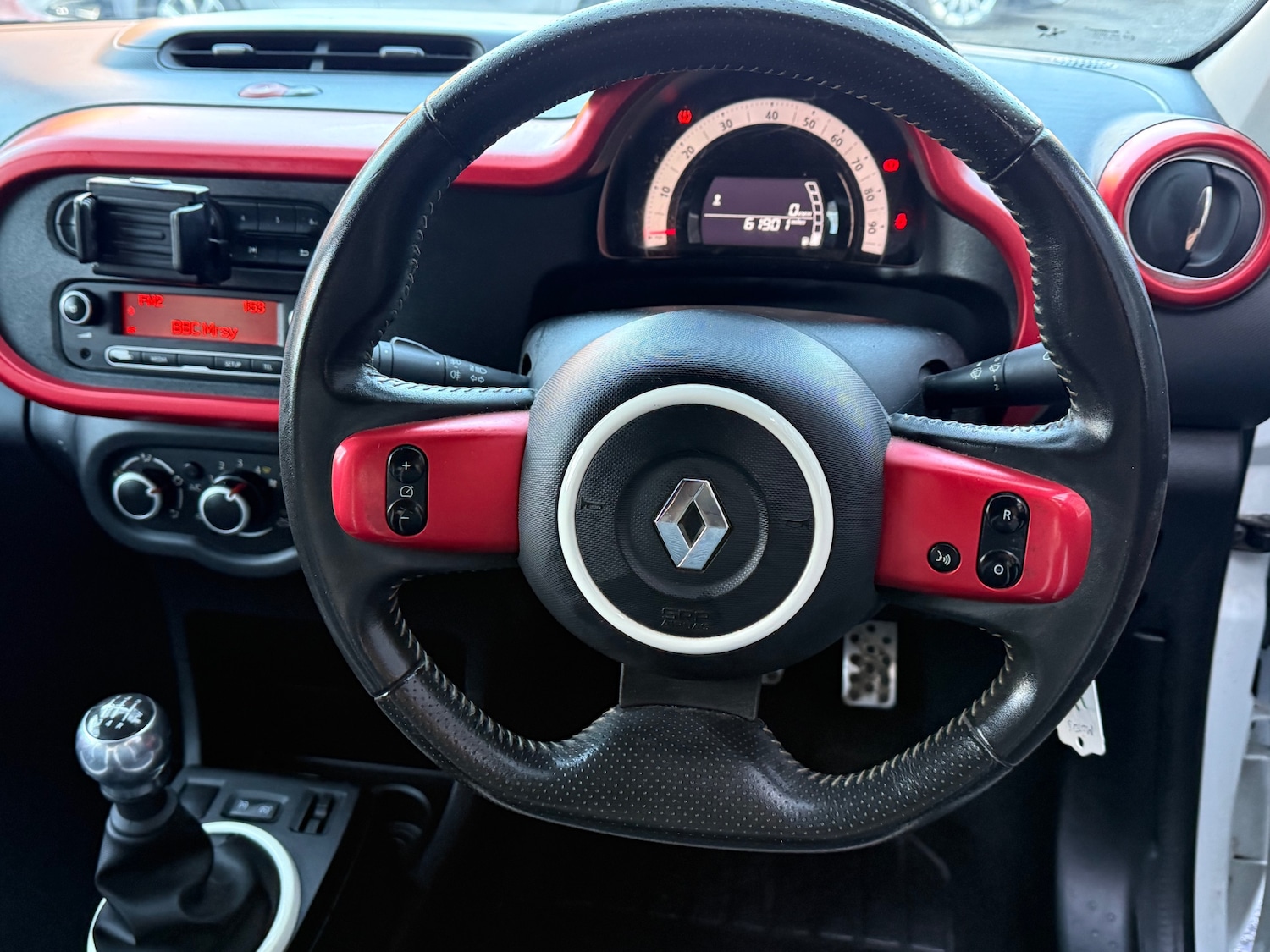 Used Renault Twingo 2015 for sale - 76699134: Photo 5