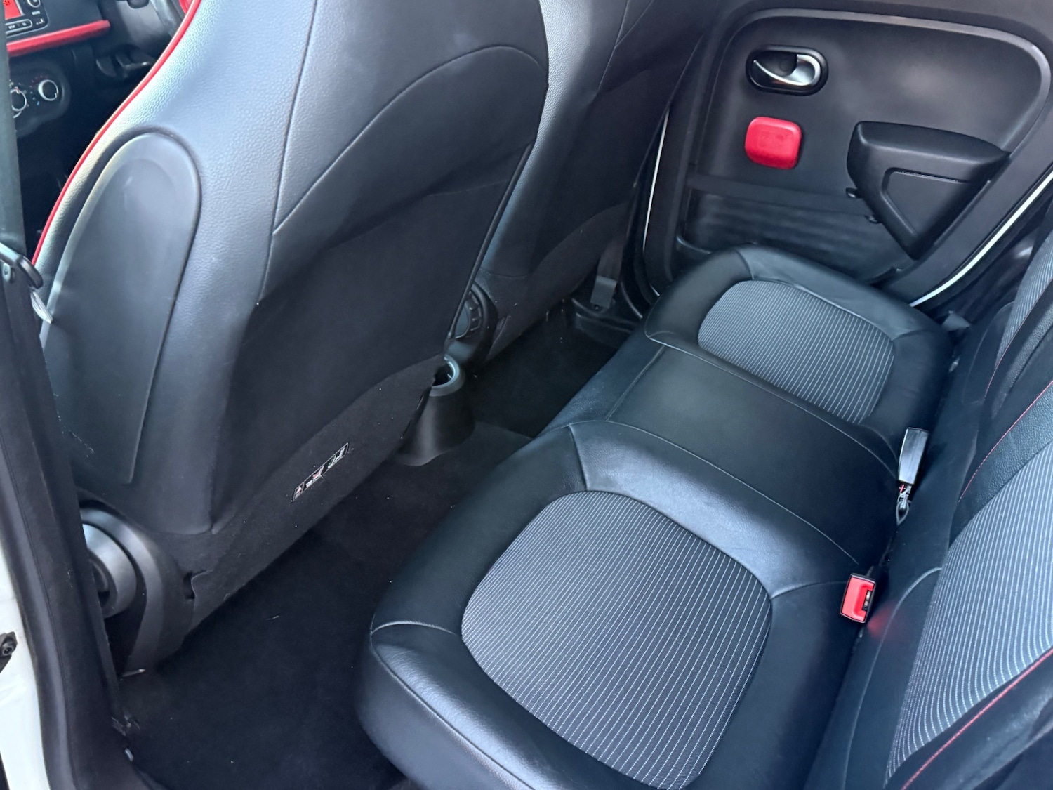 Used Renault Twingo 2015 for sale - 76699134: Photo 8