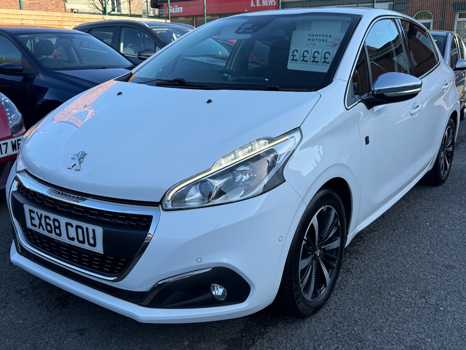 Used Peugeot 208 2018 for sale - 77918795: Photo 2
