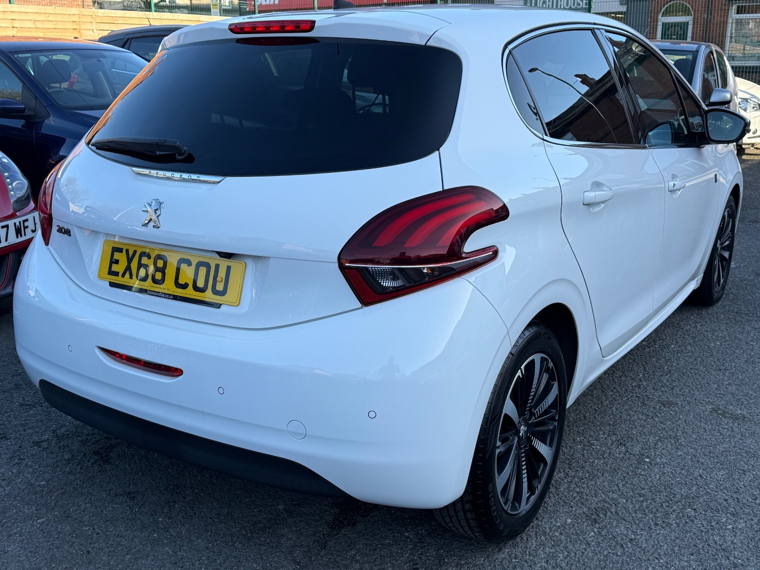 Used Peugeot 208 2018 for sale - 77918795: Photo 3