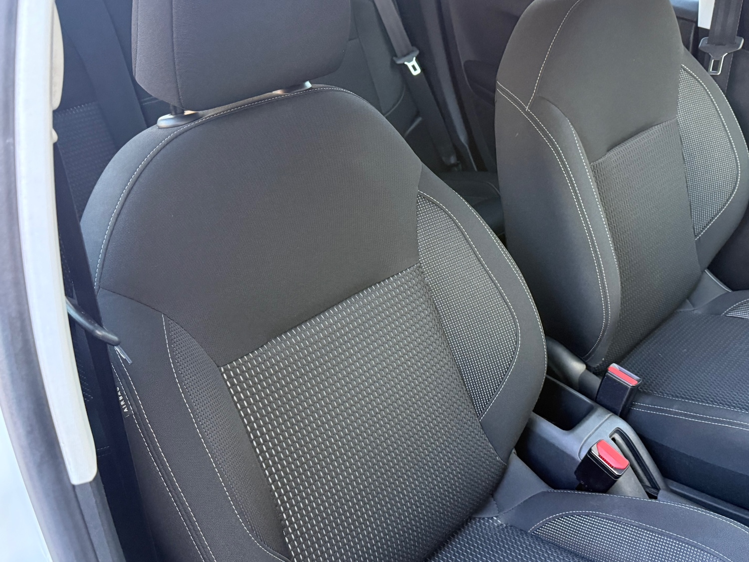 Used Peugeot 208 2018 for sale - 77918795: Photo 33