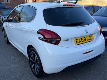 Used Peugeot 208 2018 for sale - 77918795: Photo