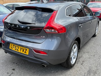 Used Volvo V40 2012 for sale - 75375628: Photo
