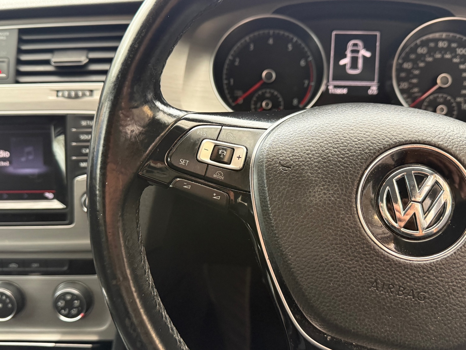 Used Volkswagen Golf 2015 for sale - 76331143: Photo 19