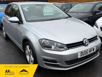 Volkswagen - Golf