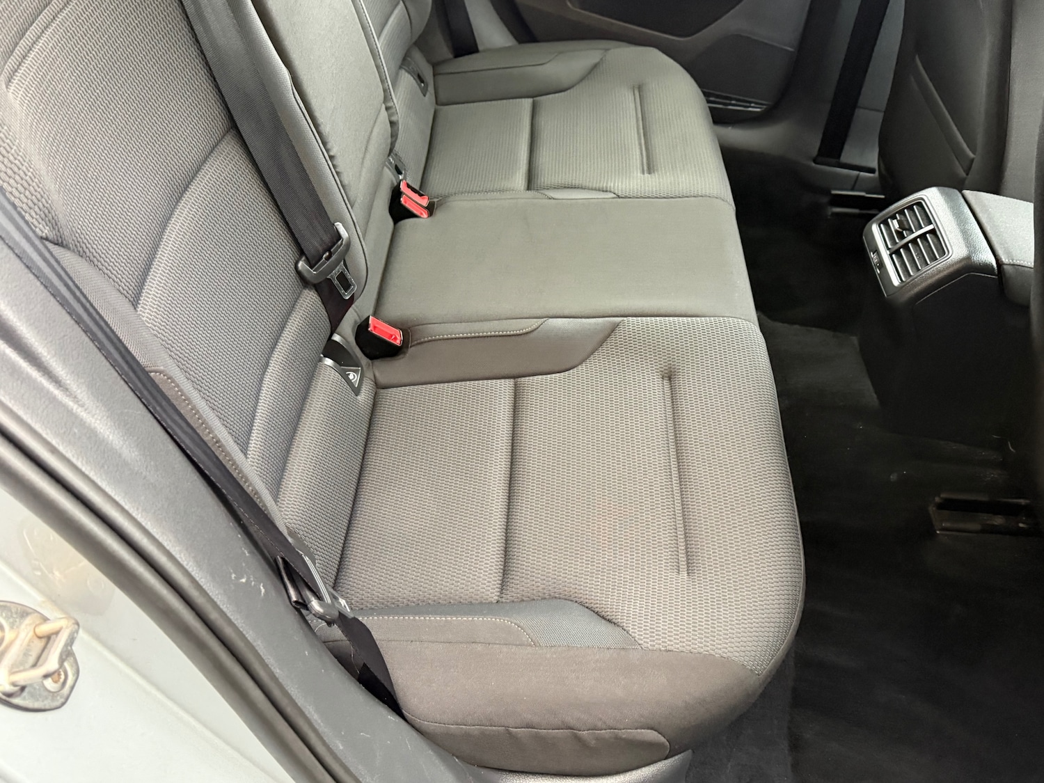 Used Volkswagen Golf 2015 for sale - 76331143: Photo 31