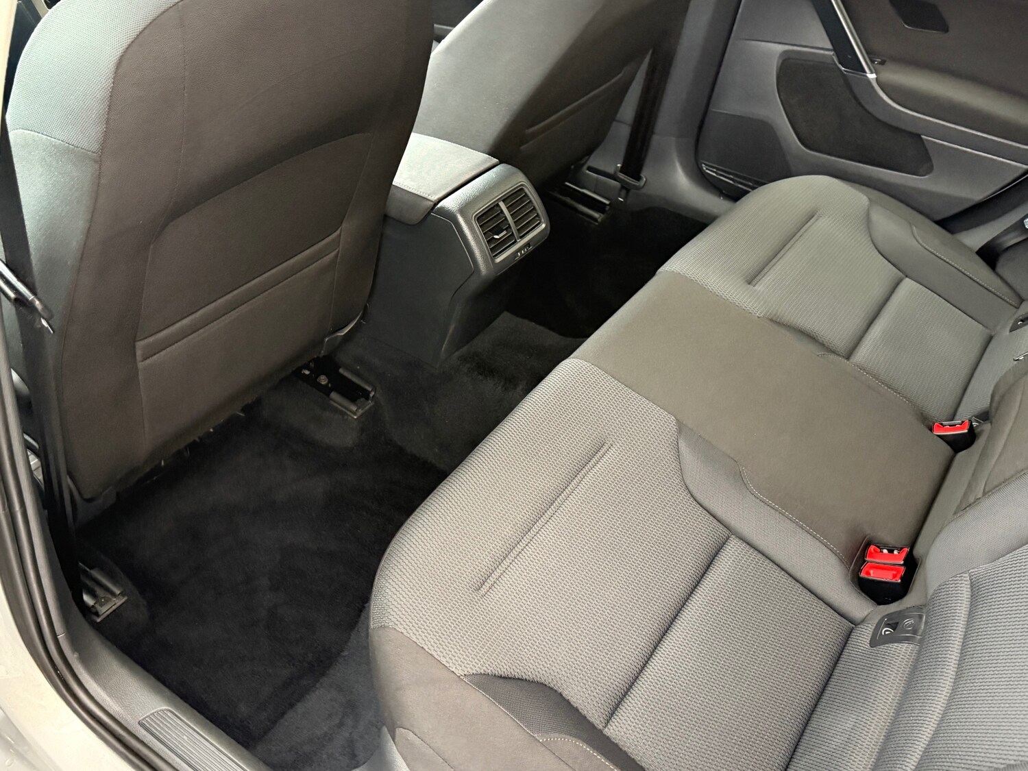 Used Volkswagen Golf 2015 for sale - 76331143: Photo 32