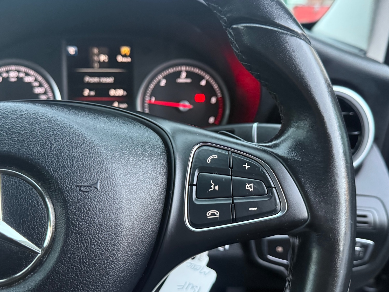 Used Mercedes-Benz C Class 2017 for sale - 76392083: Photo 20